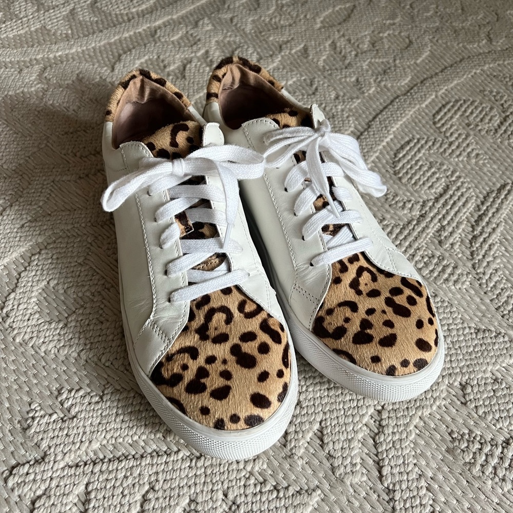 Halogen Cassie 2 Lace Up Sneaker (Women’s Size 9)